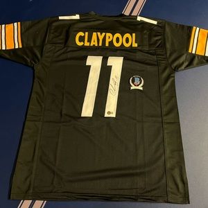 Autographed chase claypool jersey authenticated by Beckett Pittsburg steelers